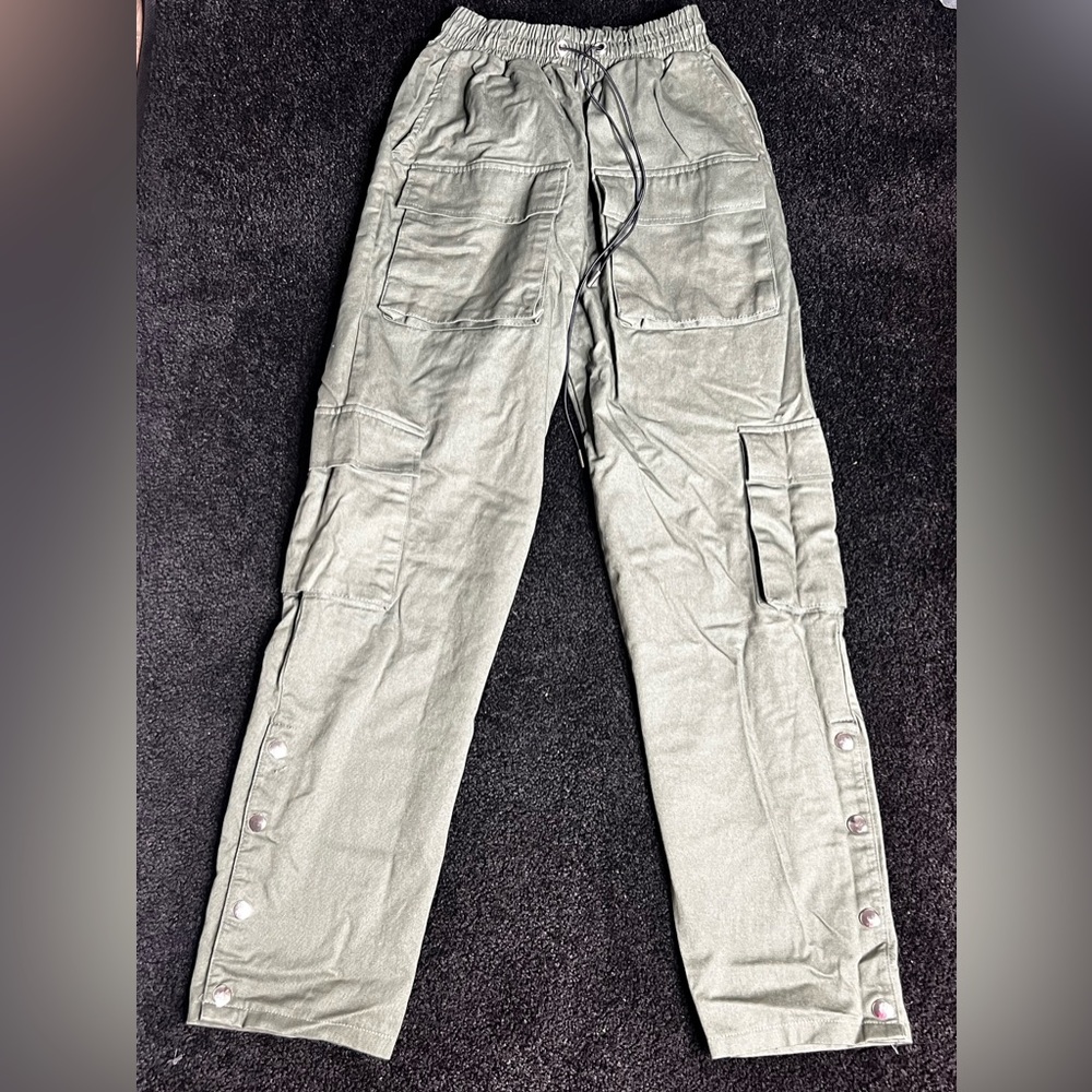 Boohoo man pants size xs